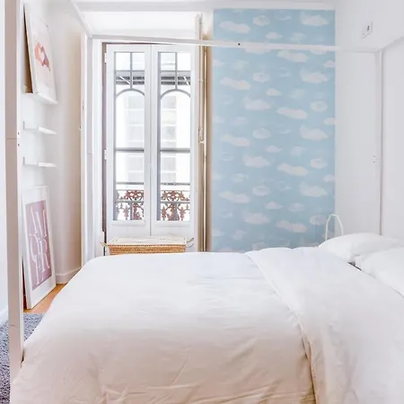 Brand New! 3-bedroom With Private Sunny Patio In Cacilhas! *