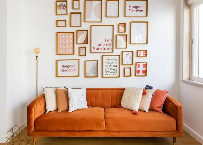 3-bedroom With Private Patio In Cacilhas By Lisbeyond Almada