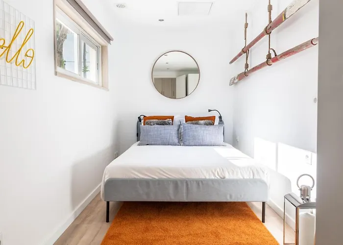 Lejlighed 3-bedroom With Private Patio In Cacilhas By Lisbeyond Almada