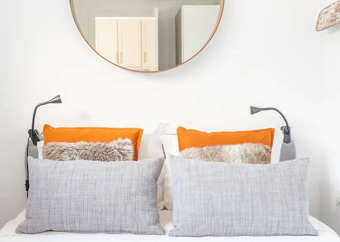 Lejlighed 3-bedroom With Private Patio In Cacilhas By Lisbeyond *